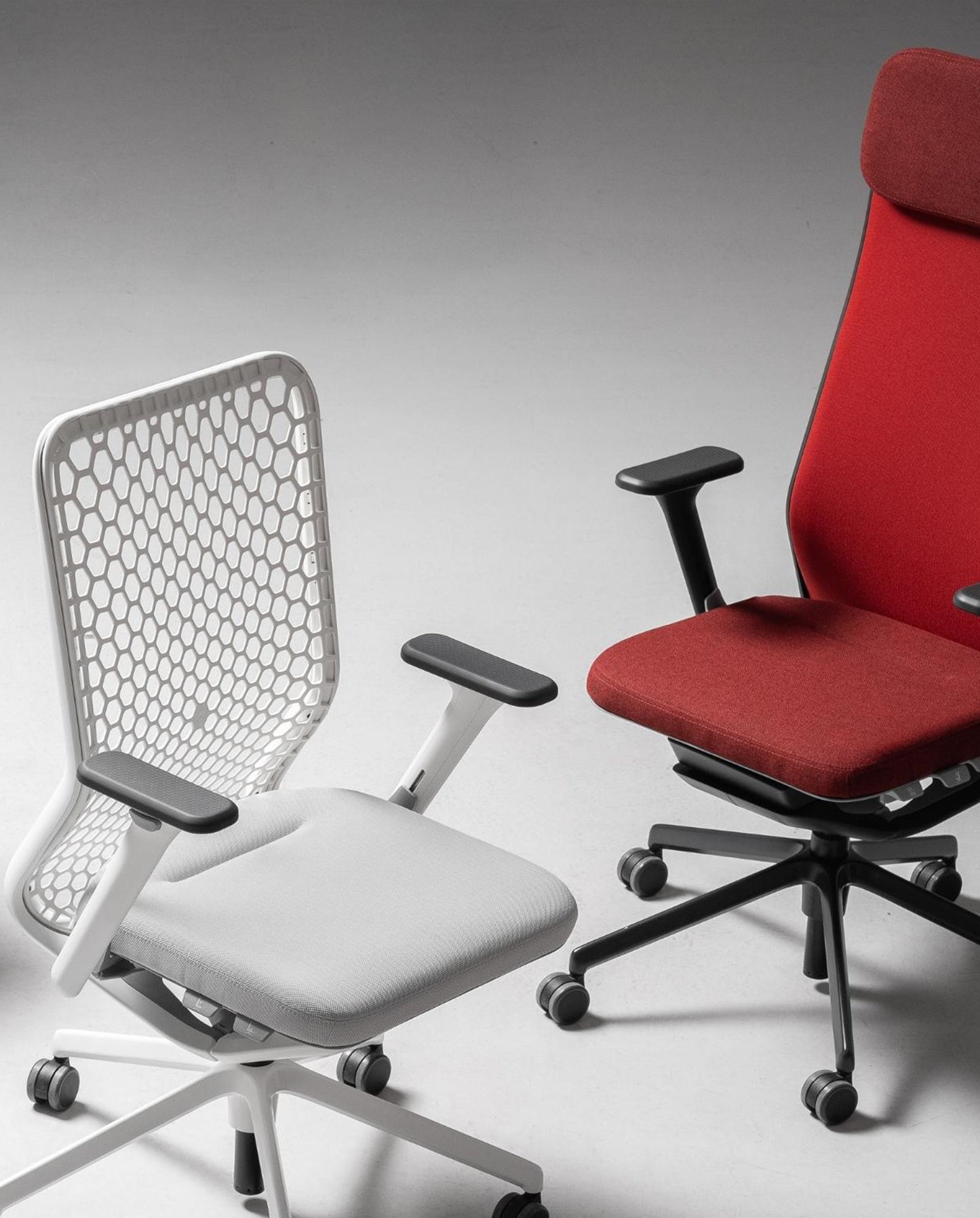 YouTEAM Office Chair-Chairs-Bowermans