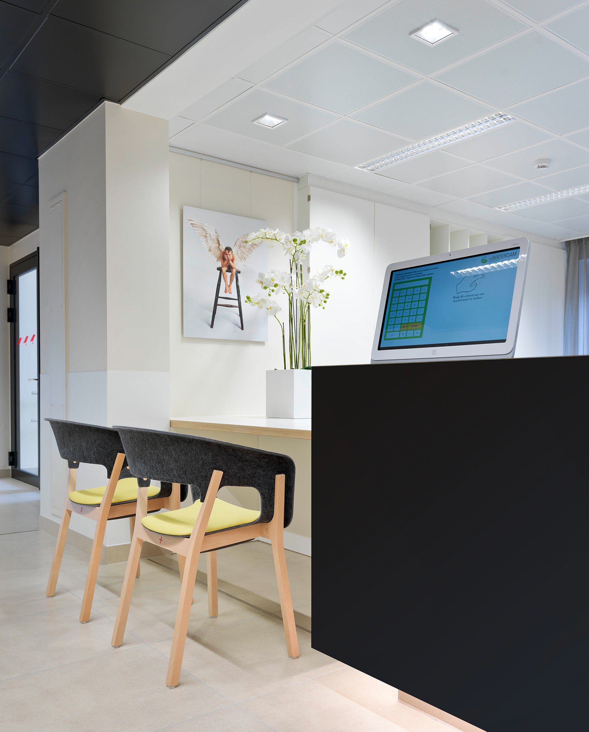 Njord Visitor Chair-Chairs-Bowermans