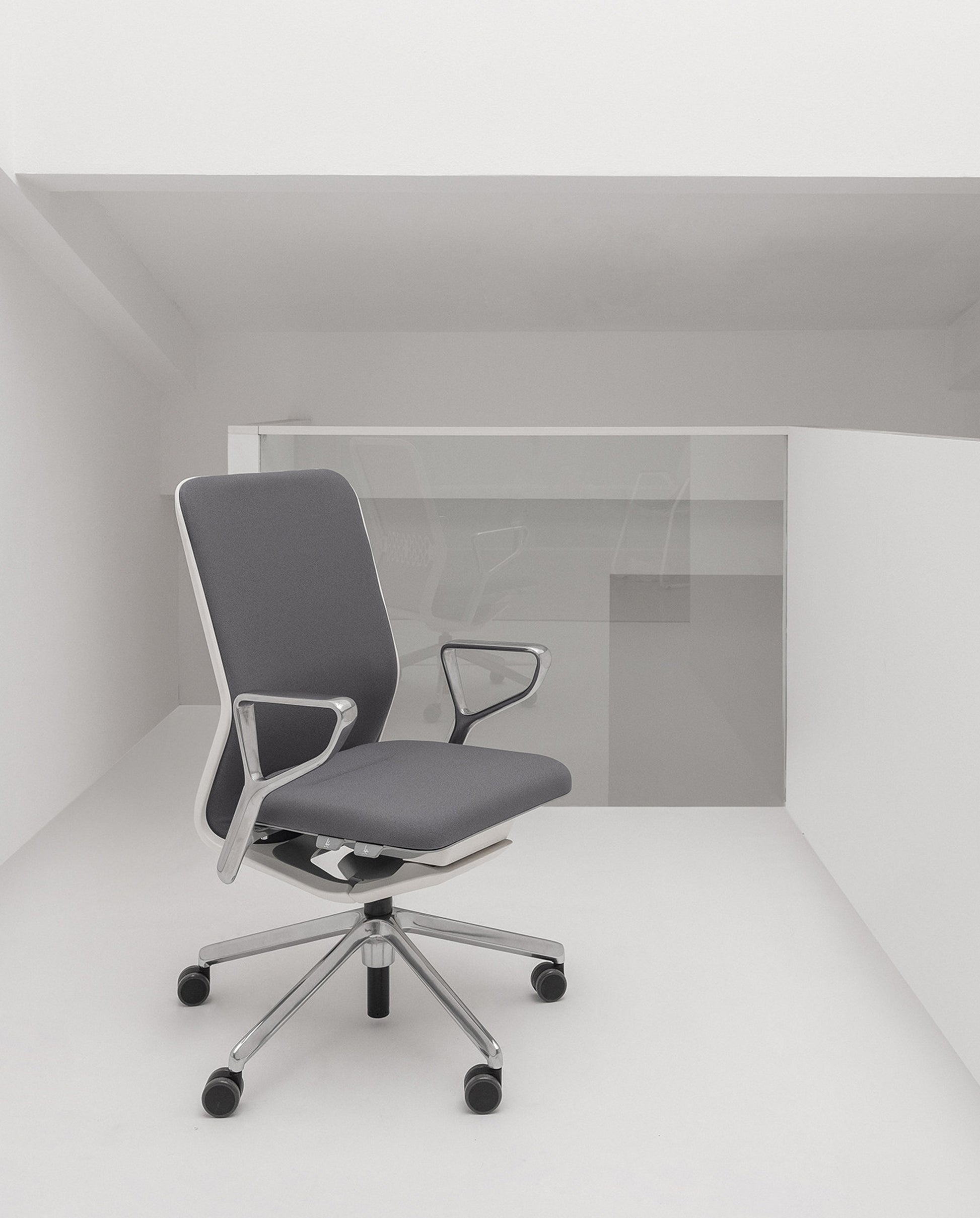 YouTEAM Office Chair-Chairs-Bowermans