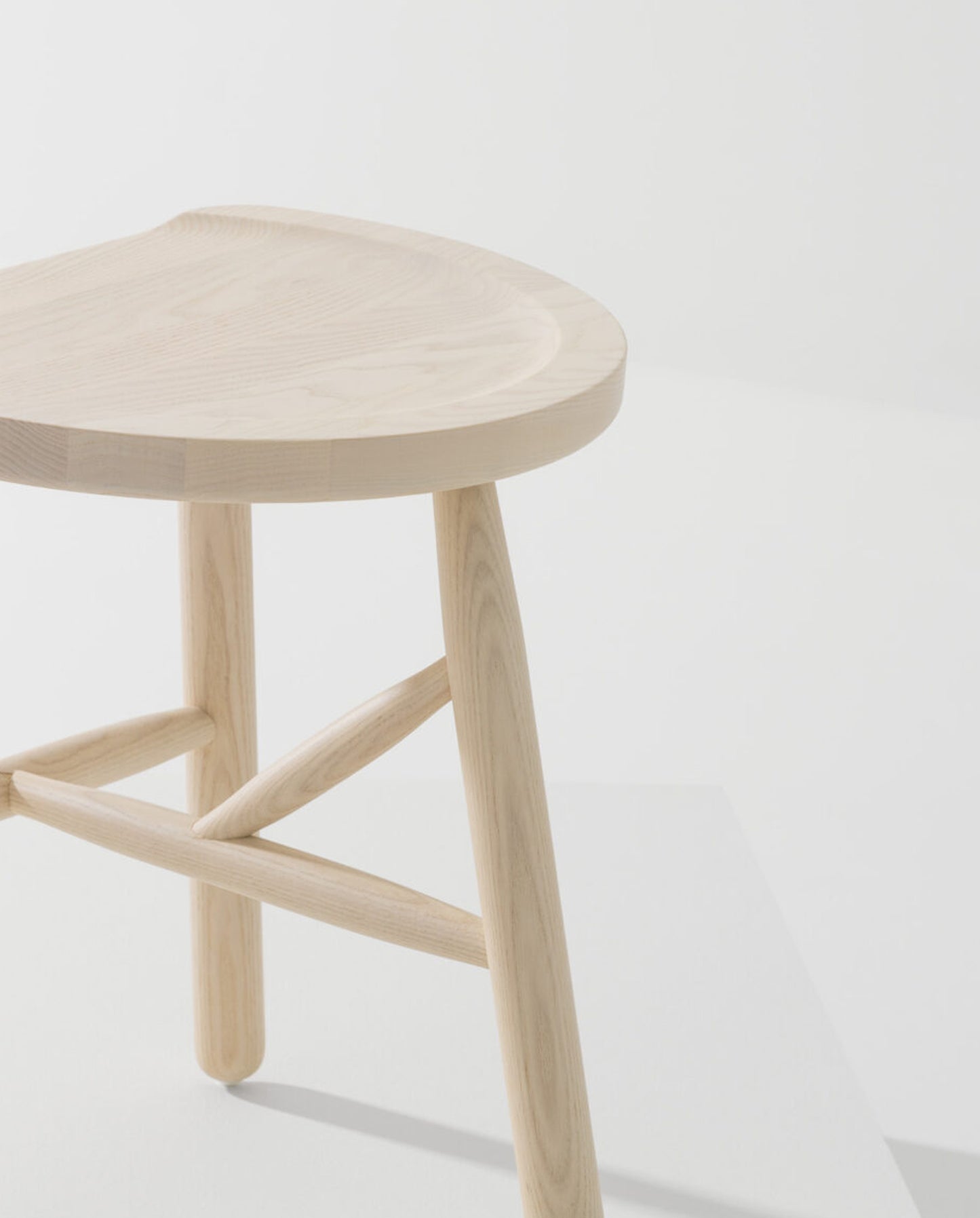 Puccio Wooden High Stool