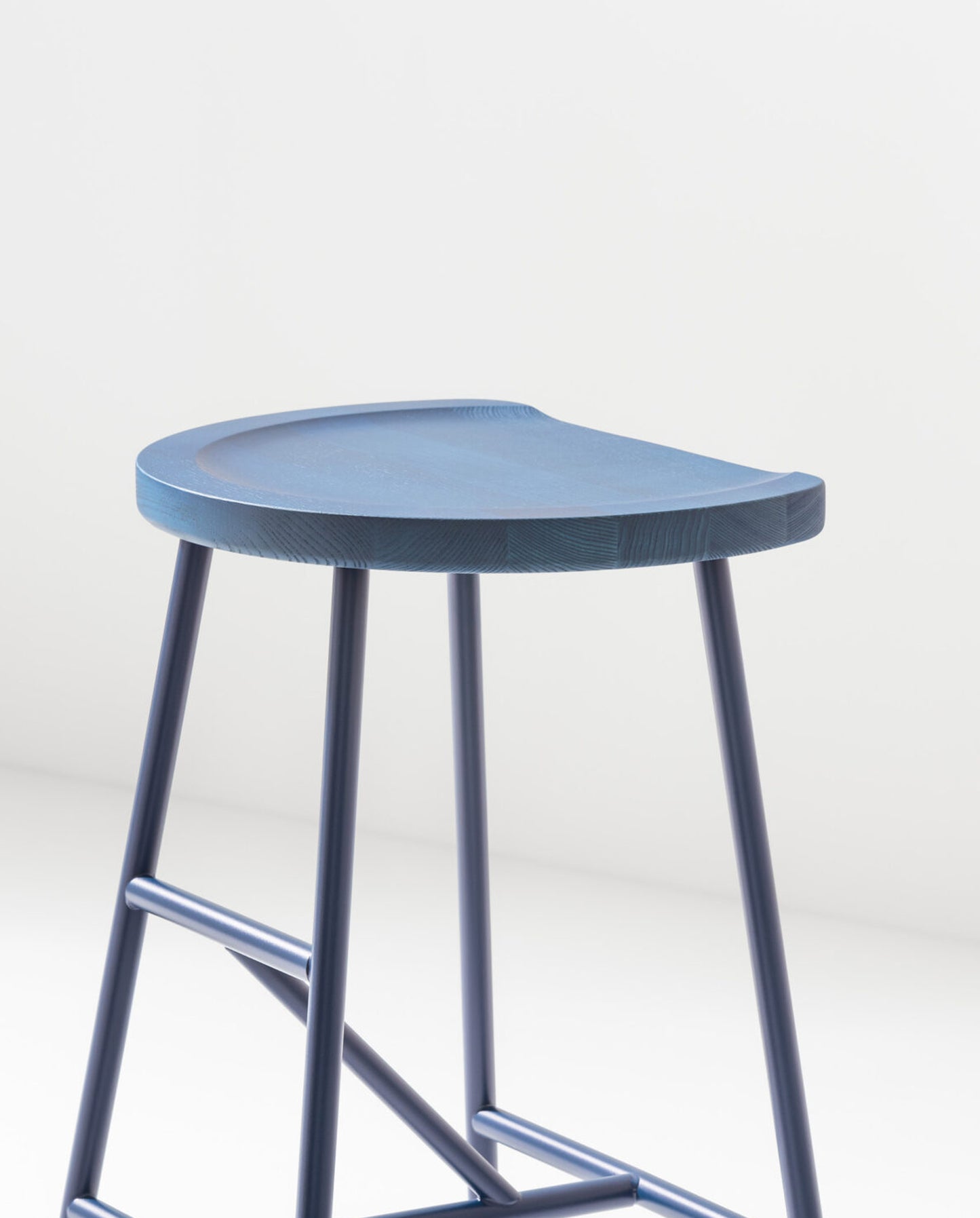 Puccio High Stool