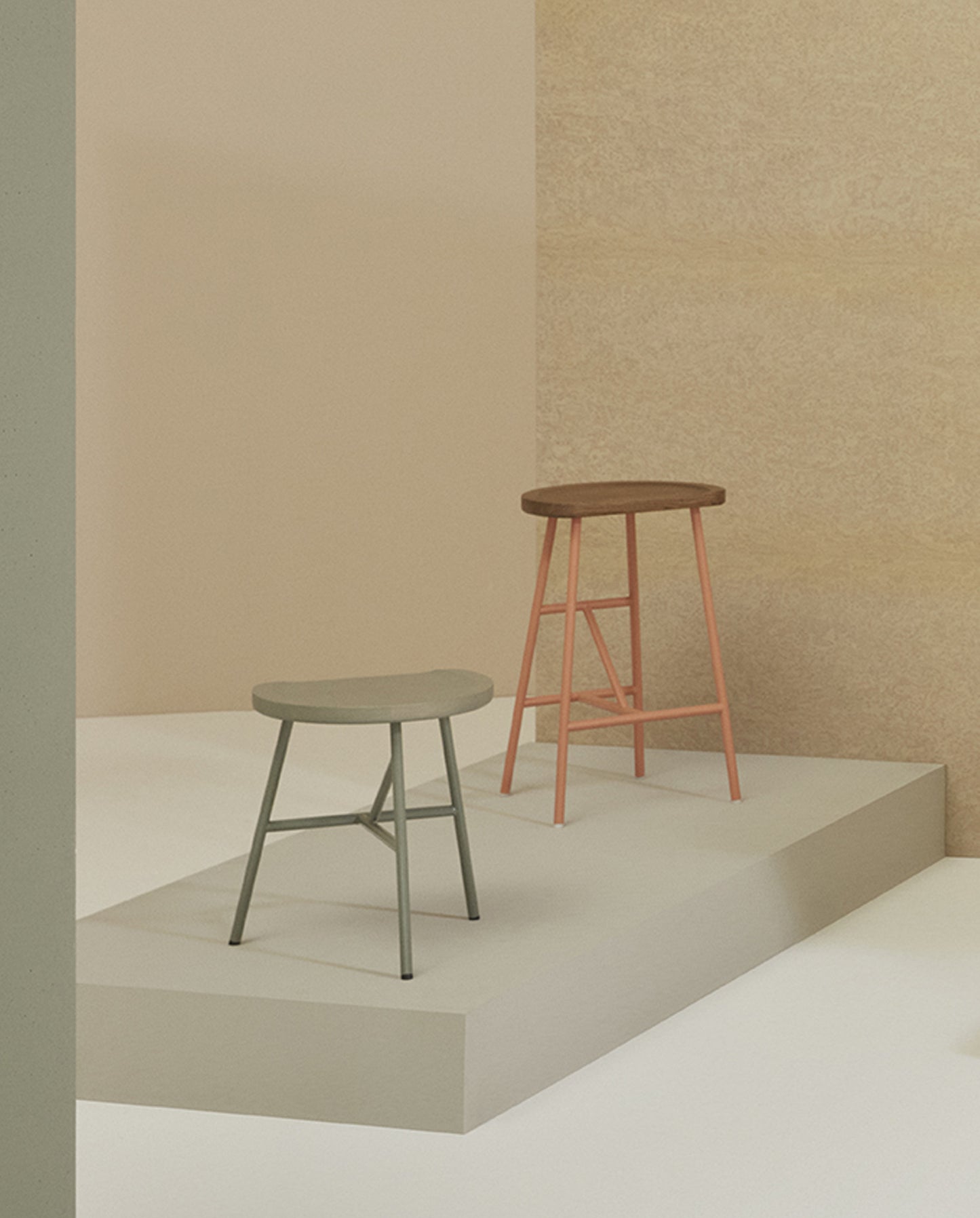 Puccio Low Stool