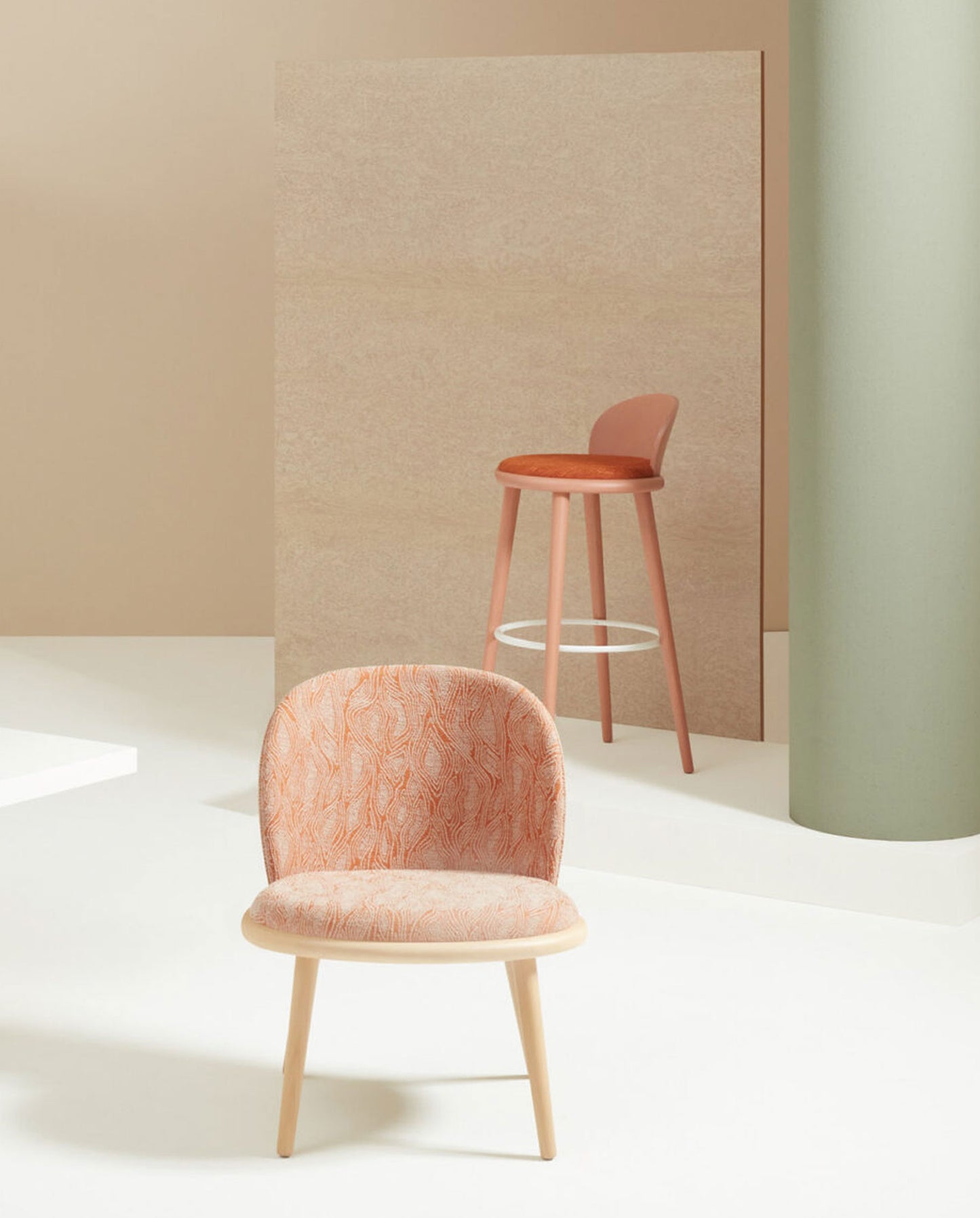 Veretta Stool